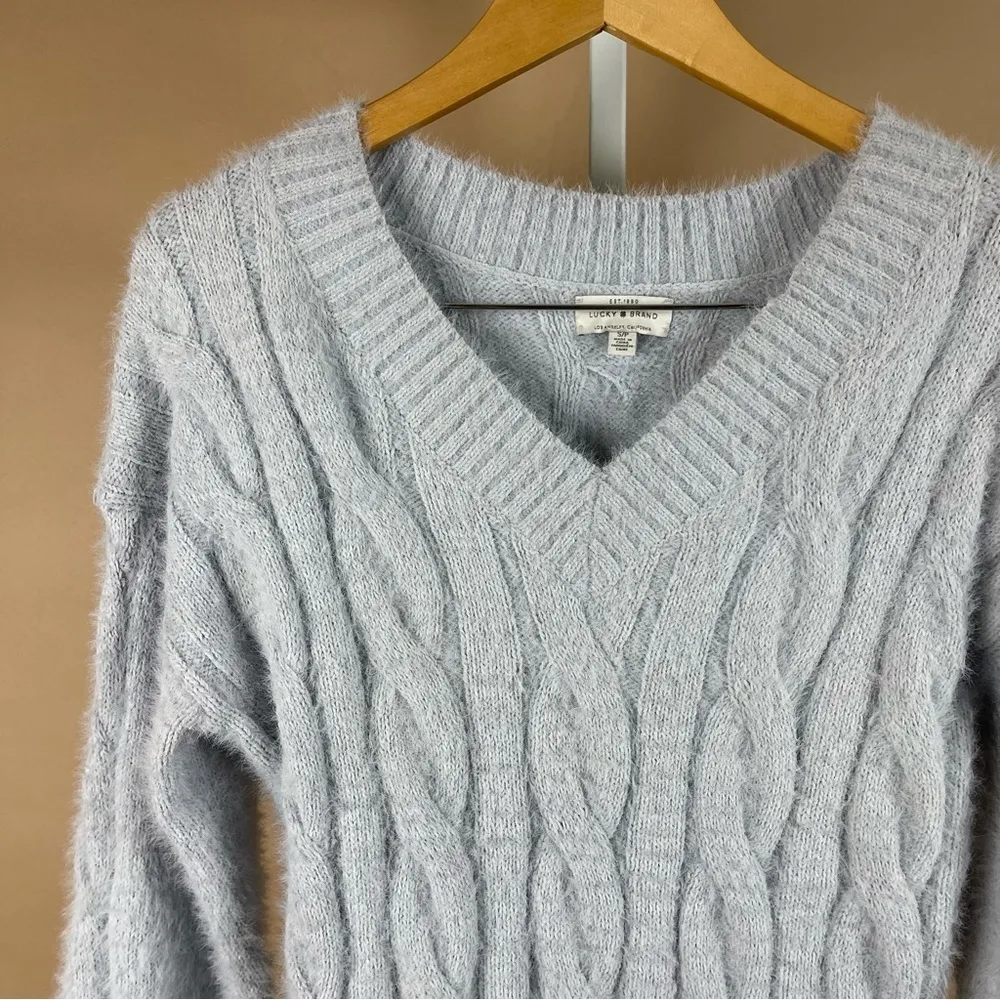 Lucky Brand Size Small Cable Knit Chunky V Neck Eyelash Buttery Knit Sweater - Image 9