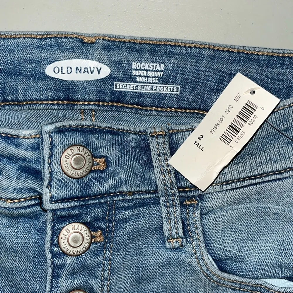 Old Navy NWT 2 Tall Button Fly Super Skinny High Rise Distressed Rockstar Jeans - Image 4