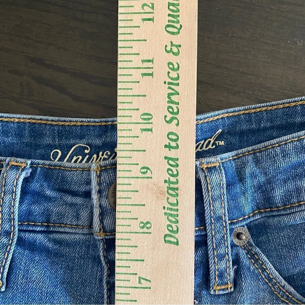 Universal Thread High Rise skinny size 26 long - Image 8