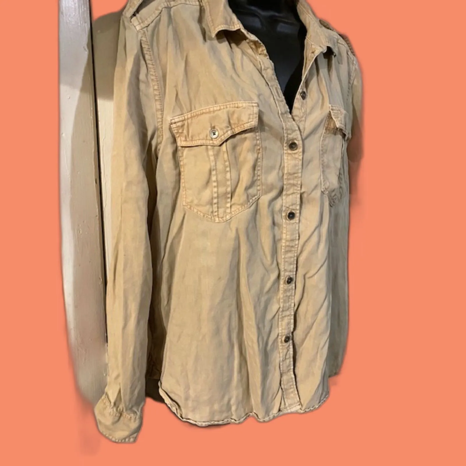 American Eagle Button up Lg. - Image 2