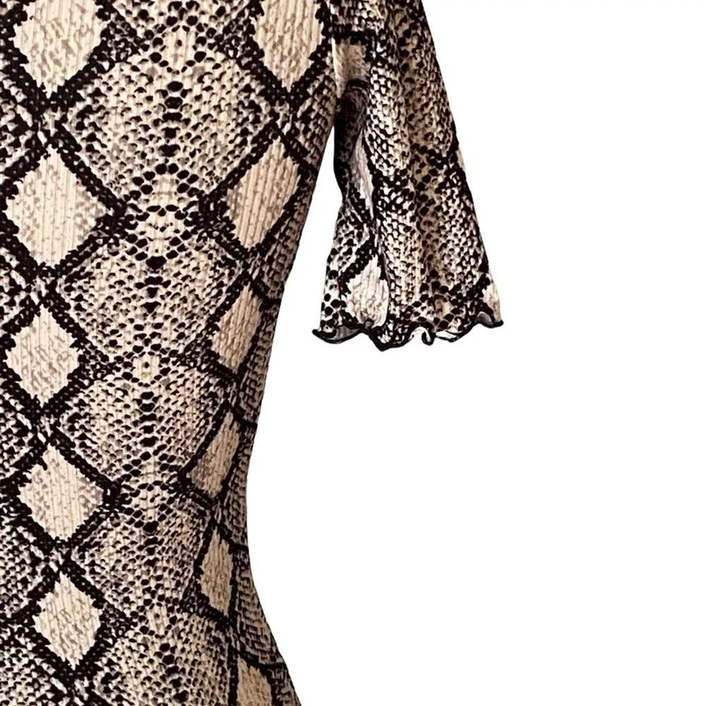 CAUTION TO THE WIND Ladies Snakeskin Short Sleeve Summer Top Shirt ~ Women's S - Image 6