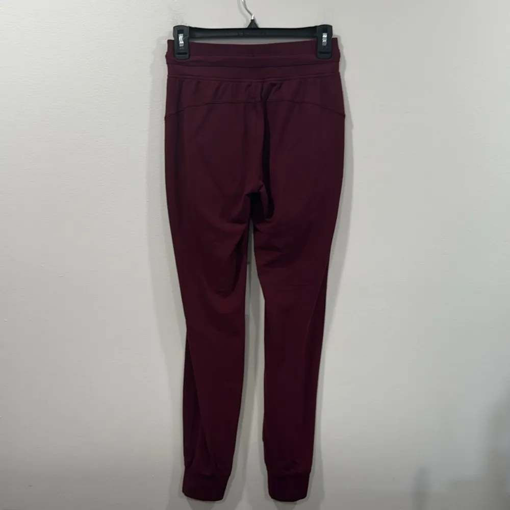 Lululemon Ready to Rulu Pant Garnet Size 4 EUC - Image 6