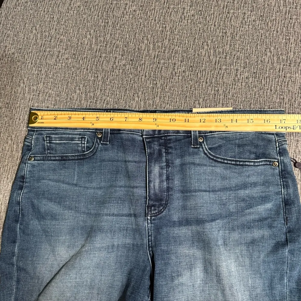 NYDJ Women’s Ella Side Slit Denim Shorts - Image 13