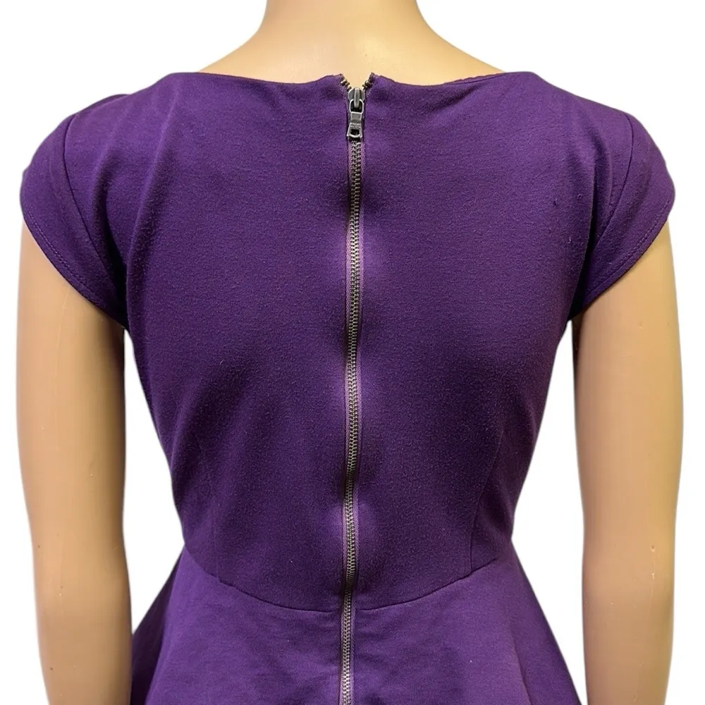 Alice + Olivia Vintage Purple Stretch Knit Victoria Peplum Zip Back Mini Dress M - Image 6