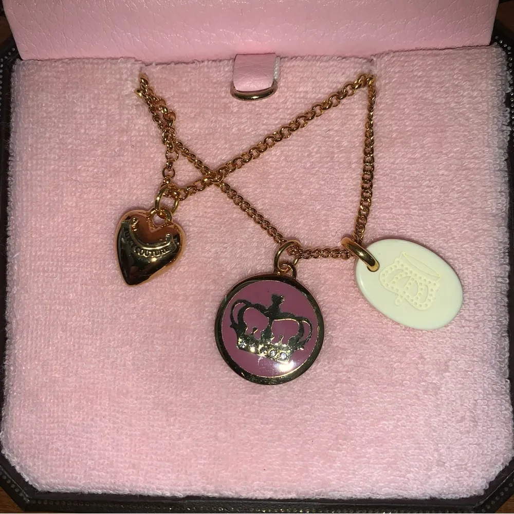 Retro Juicy Couture Pam & Gela Puffy Heart Juicy Crown Silver Crystal Necklace - Image 4
