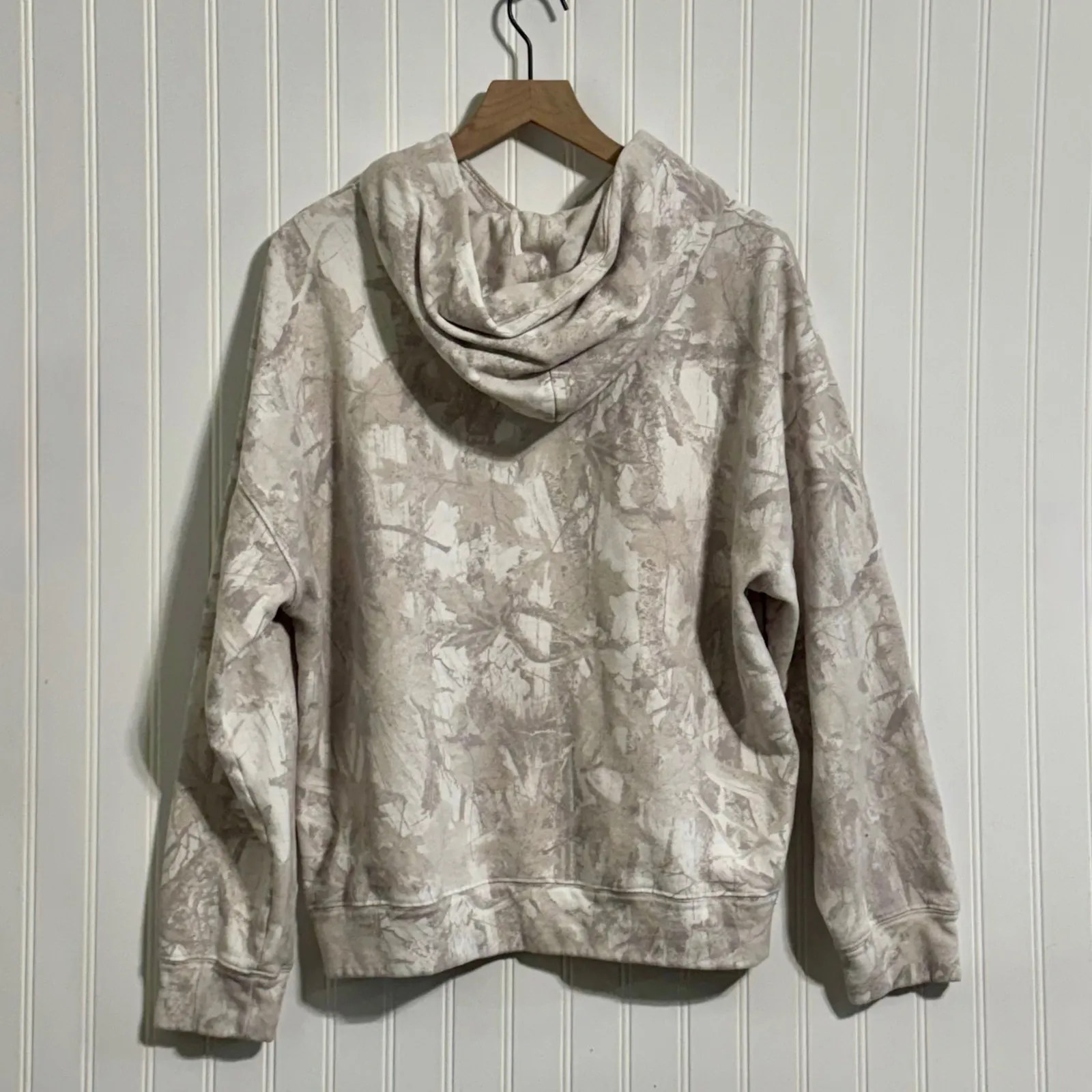 Hollister Medium Cream Camo Oversized Boxy Hoodie Y2K Streetwear Pullover - Image 3