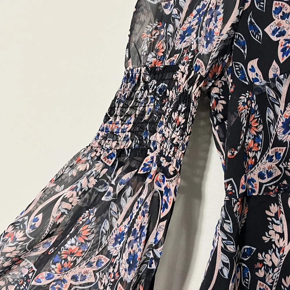 CUPSHE small Selby paisley print gigot sleeve v-neck dress lined ties in front - Image 4