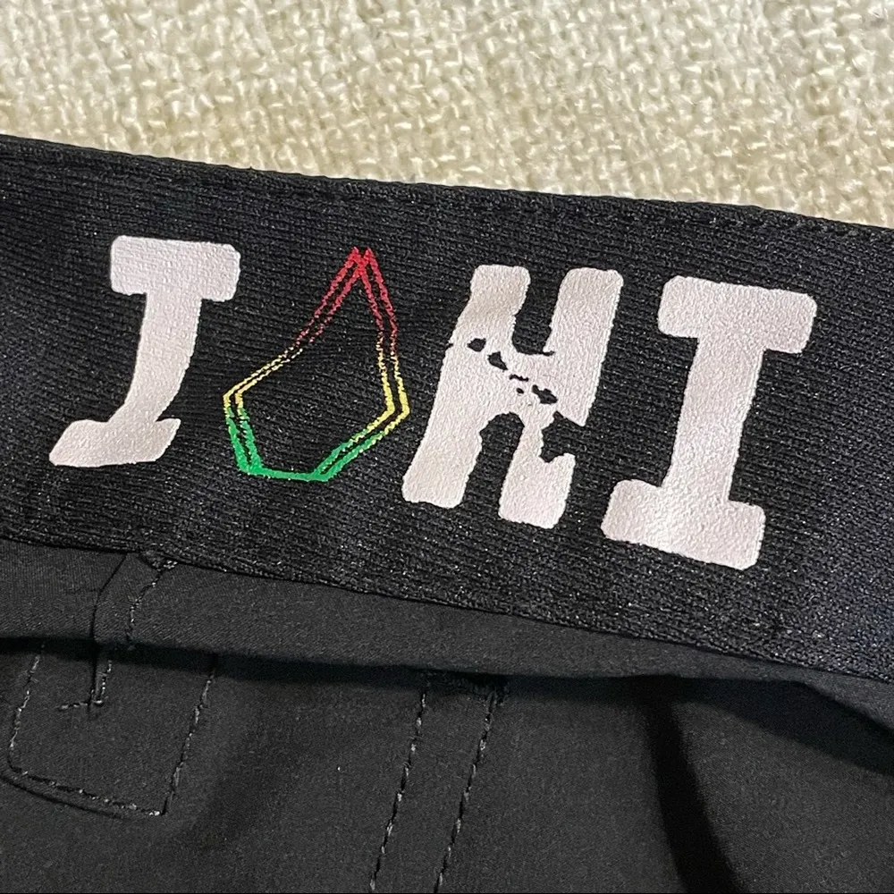 Volcom  Women’s Hawaii Board Shorts - Image 9