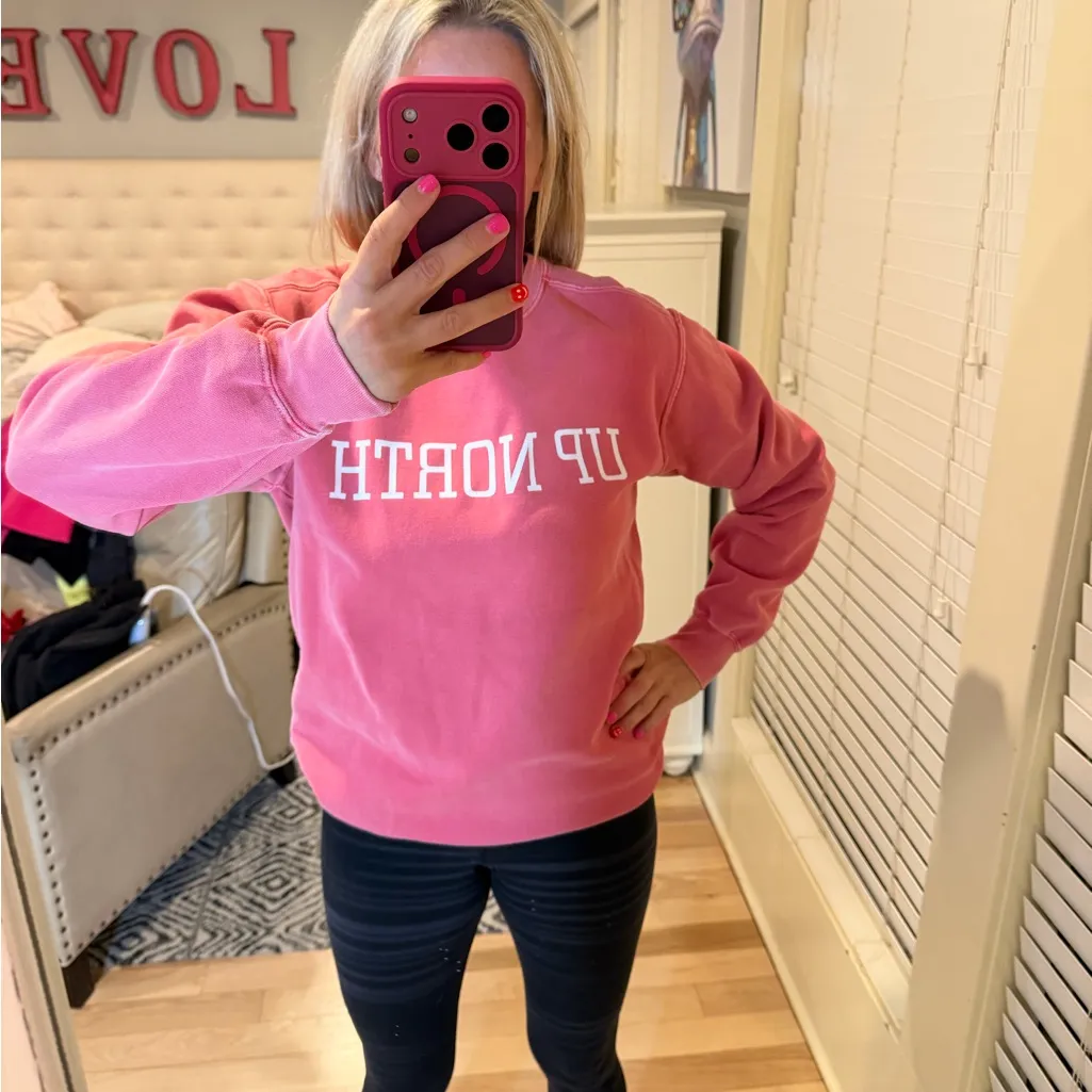 Comfort Colors - UP NORTH pinkish sweatshirt! Size Small! - Image 2