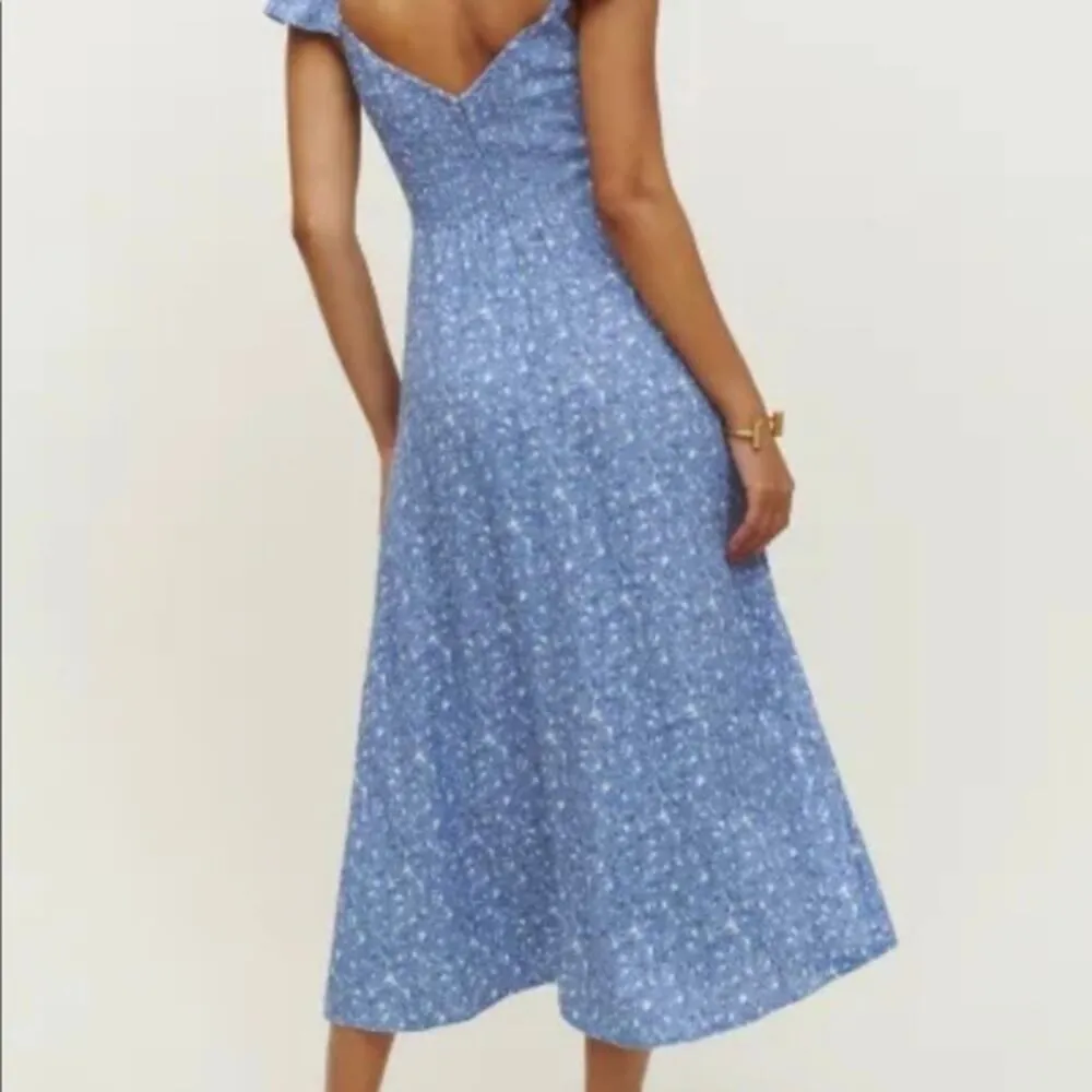 Reformation Baxley Dress Eve blue floral size 6 C3 - Image 4