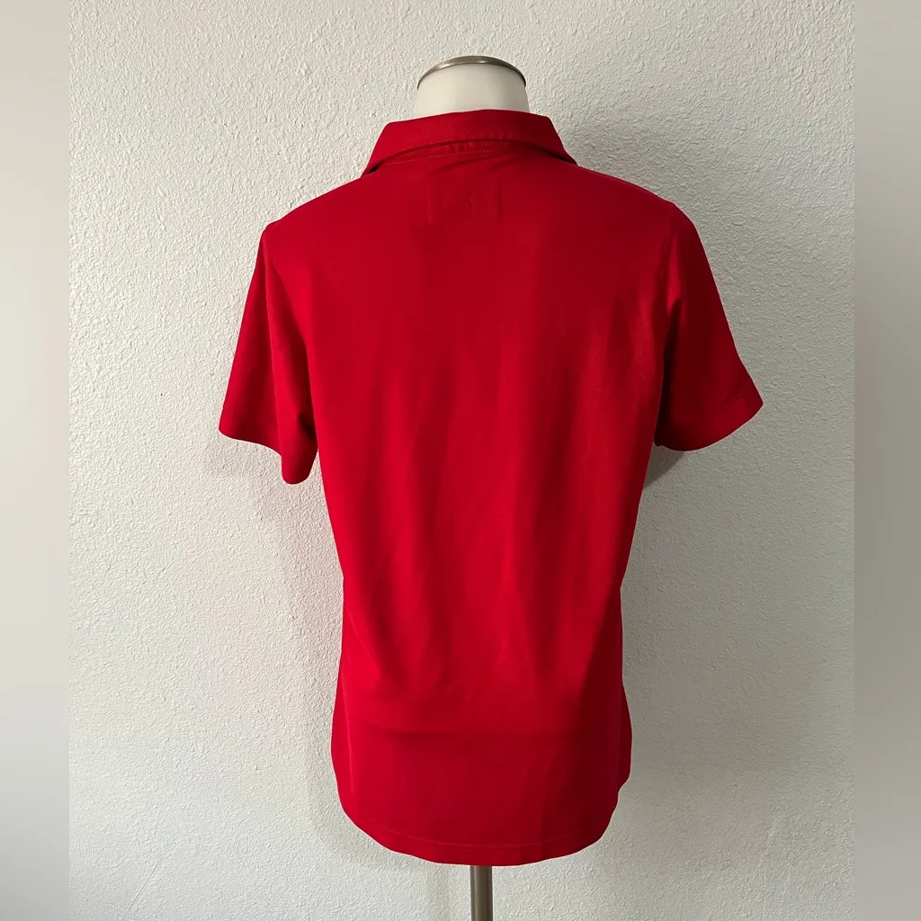 Chick Fil A Women’s Employee Red Collard Shirt Top Size Medium - Image 3
