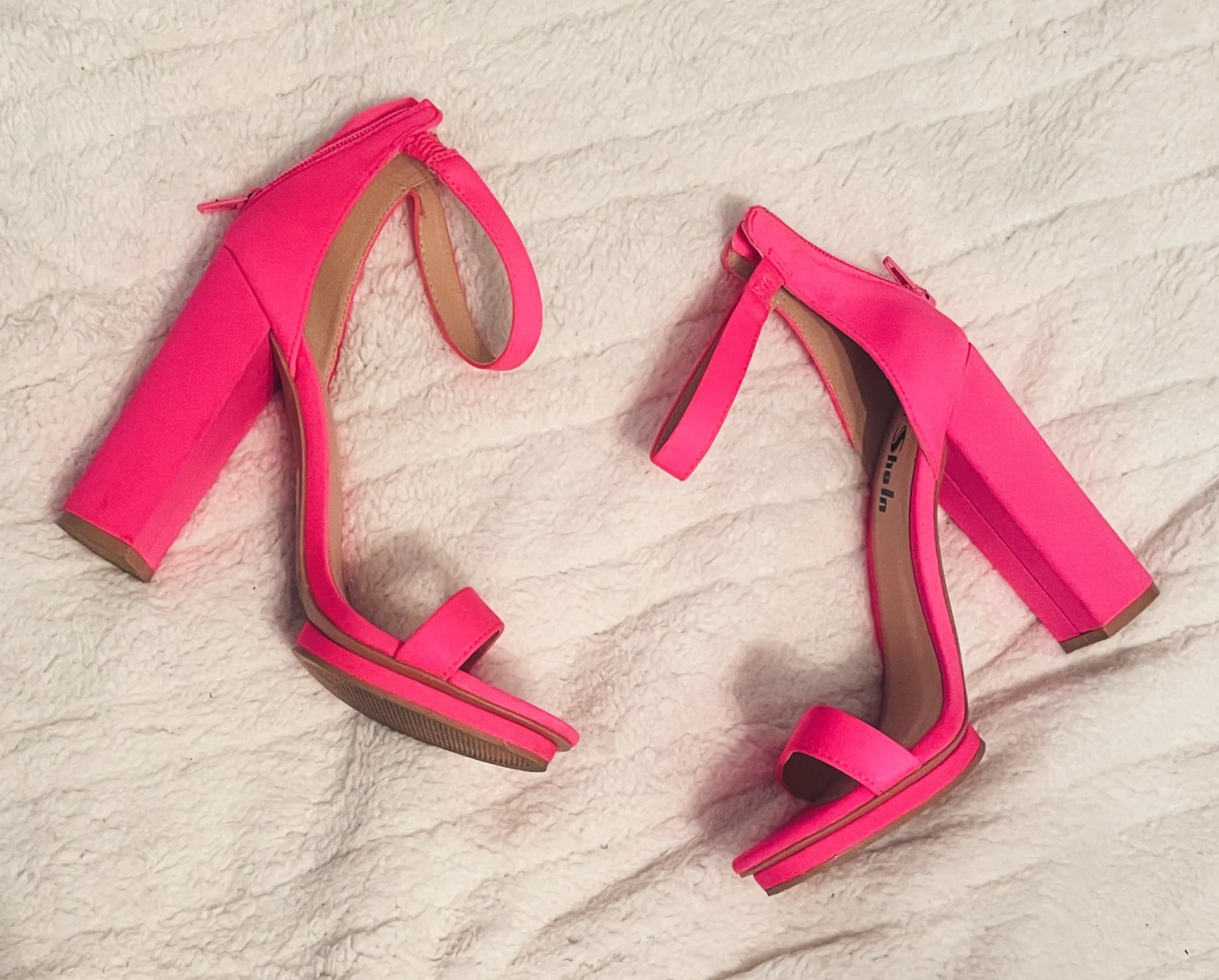 SheIn Hot Pink Heels - Image 2