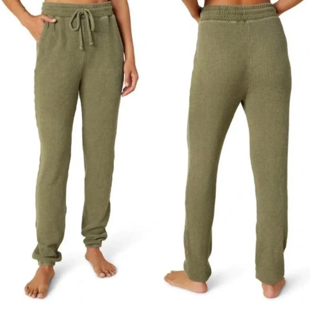 Beyond Yoga Weekend Sweatpant in Olive Size XS Weekender Pant Waffle Knit NWT - Image 2