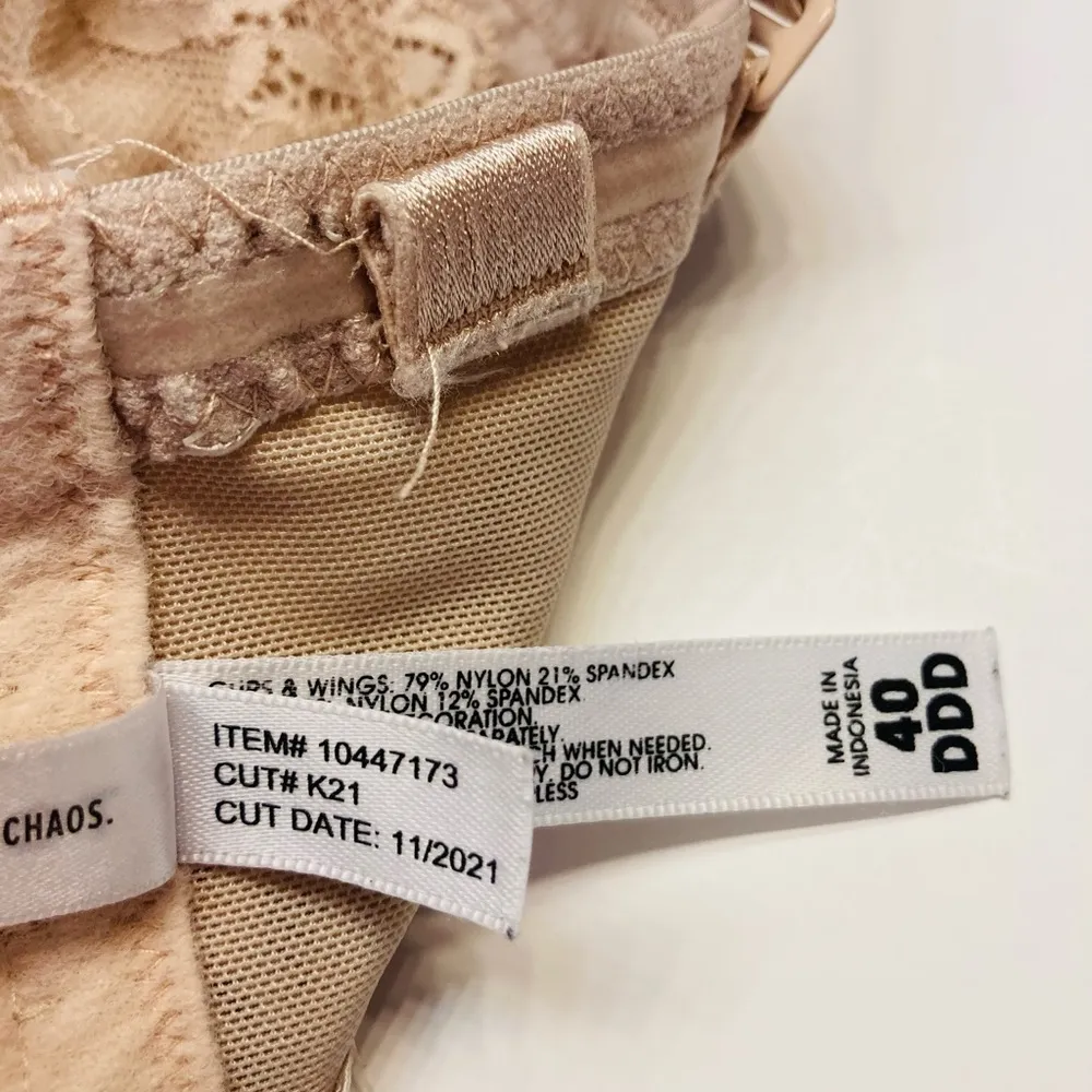 Torrid Bombshell Everyday Strapless Convertible Push Up Bra Plus Size 40DDD Nude - Image 9