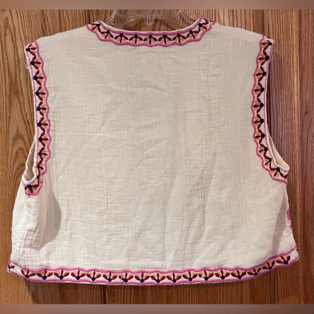 ZARA Floral Embroidered Open Front Lined Cotton Vest Ecru Pink Purple Size Large - Image 16