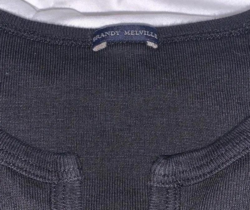 Brandy Melville Crop Top - Image 5