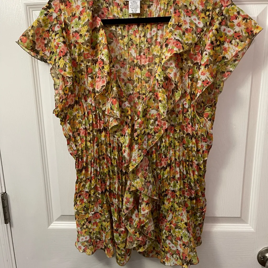 Bethany Sheer Cap Sleeve Top Ruffles Floral Fall Colors Size XL - Image 2