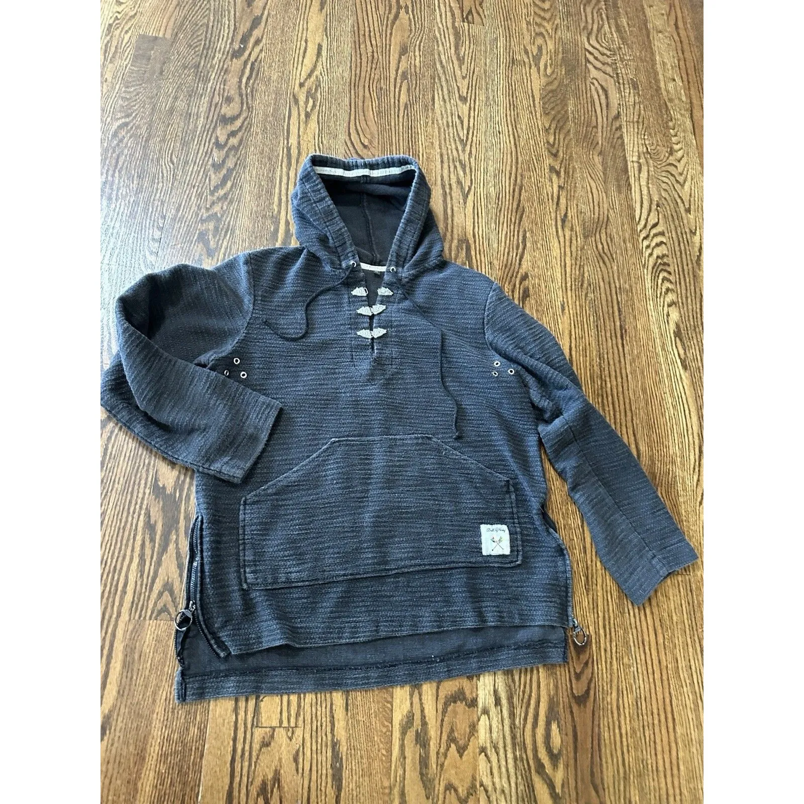 RARE Built By Wendy Y2K Dark Gray 100%‎ Cotton Hoodie Wolf Buttons Clasps Sz M Size M - Image 2