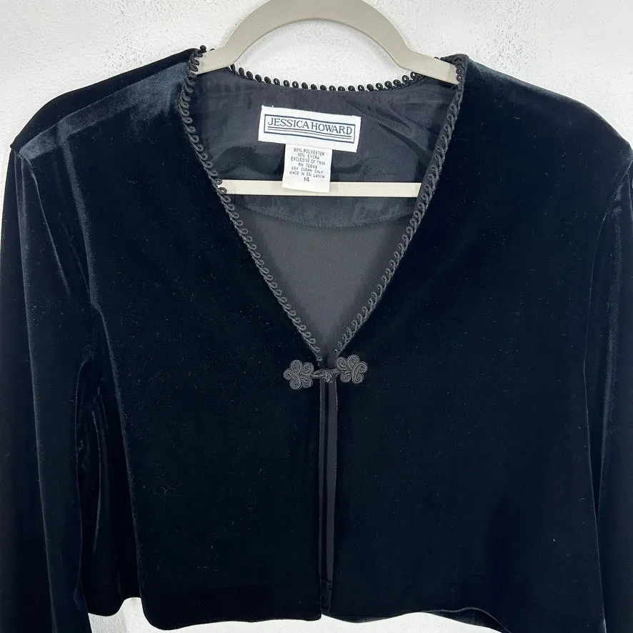 Jessica Howard Black Velvet Cropped Bolero Jacket Long Sleeve Size 14 Evening - Image 2