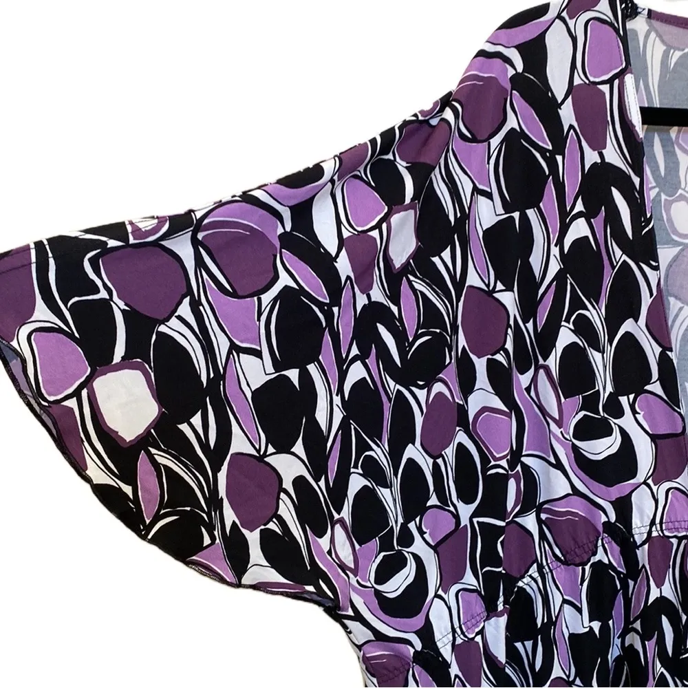 Lily 🖤💜🤍 Geometric Retro Patterned Long Open Topper, Elastic Waist Front Tie Purple Size 2X - Image 6