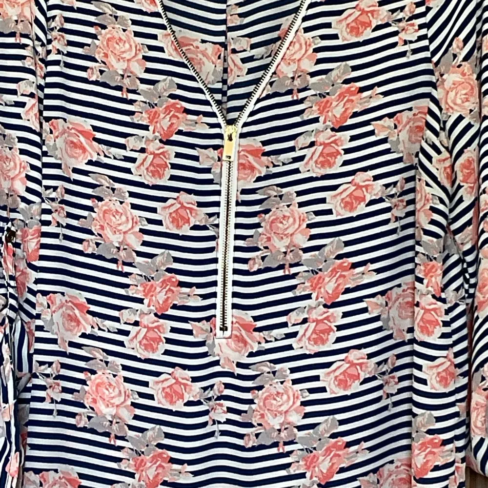 Wishful Park Striped Floral Blouse with Zipper. P2P 23 Length 25.5 SIZE XL EUC - Image 3