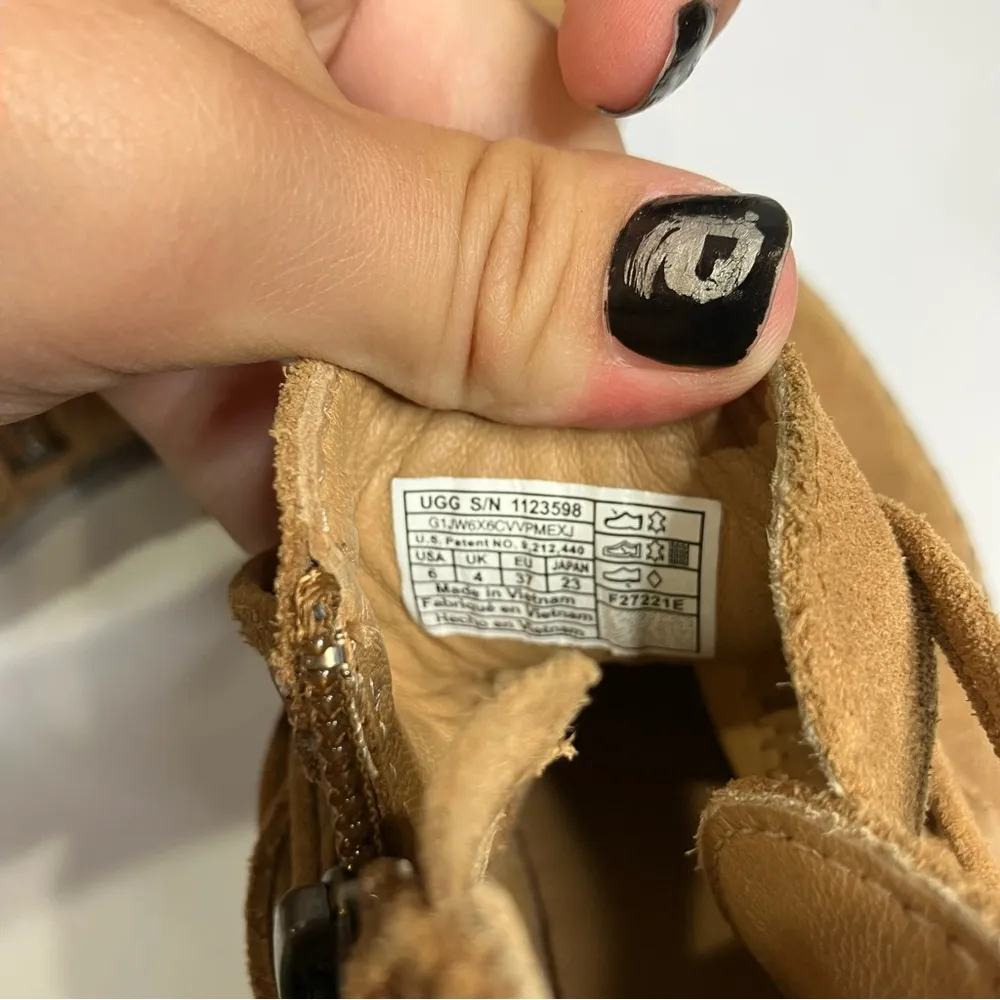 UGG Rianne‎ ankle boots cognac suede leather casual women’s size 6 - Image 9