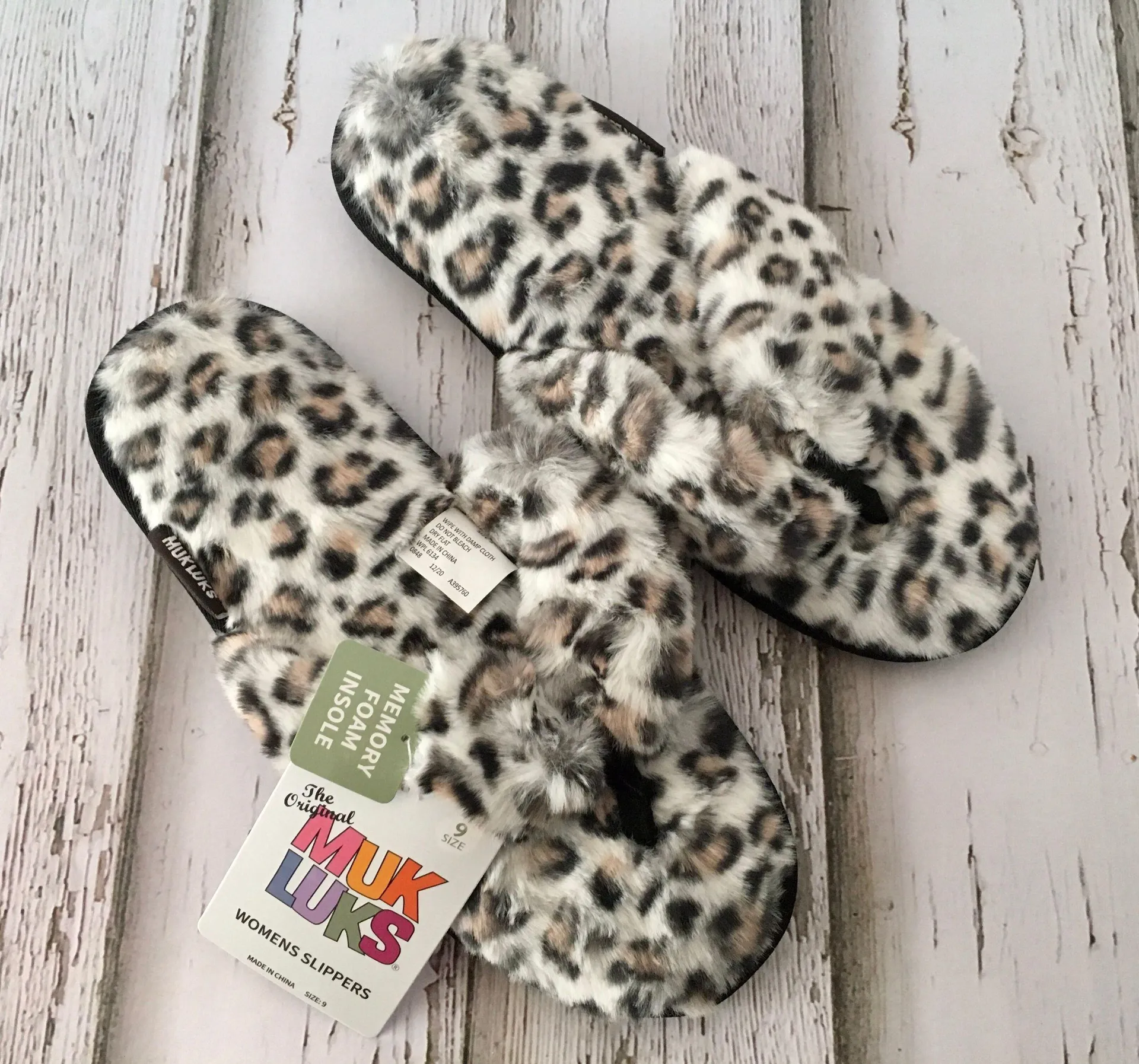 White Leopard Slippers, Size 9 - Image 2