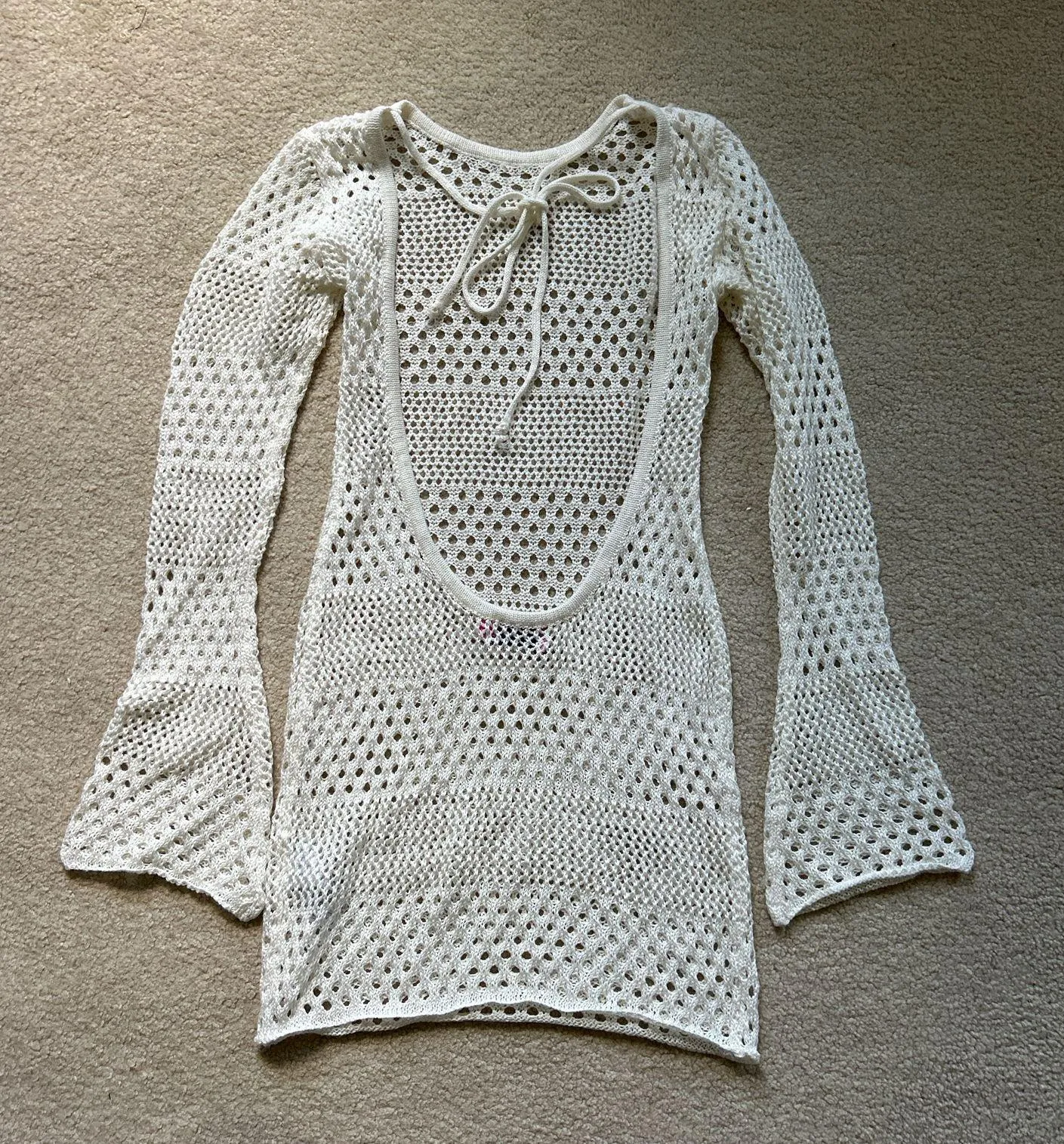Edikted Cover-Up Crochet dress long sleeve - Image 4