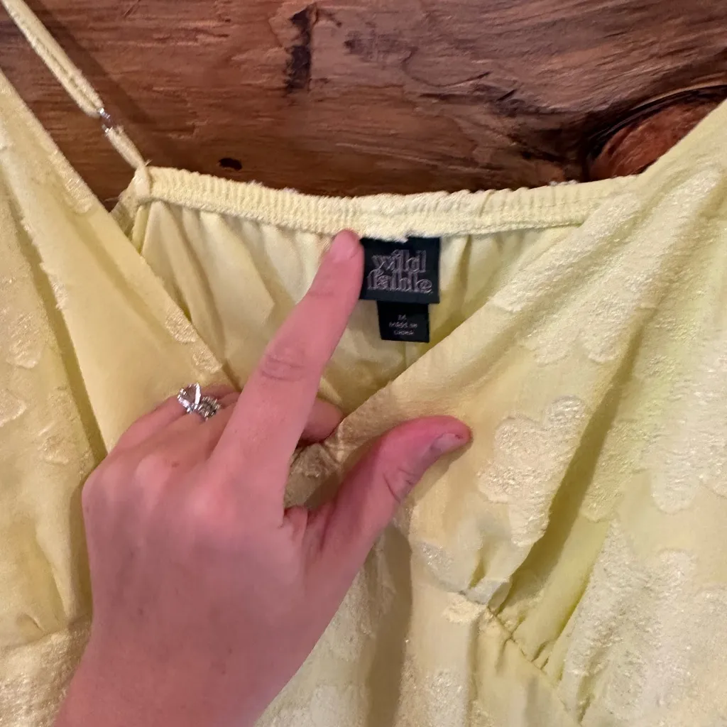 Wild Fable Triangle Cup Tiered Mini Dress size M - Image 4