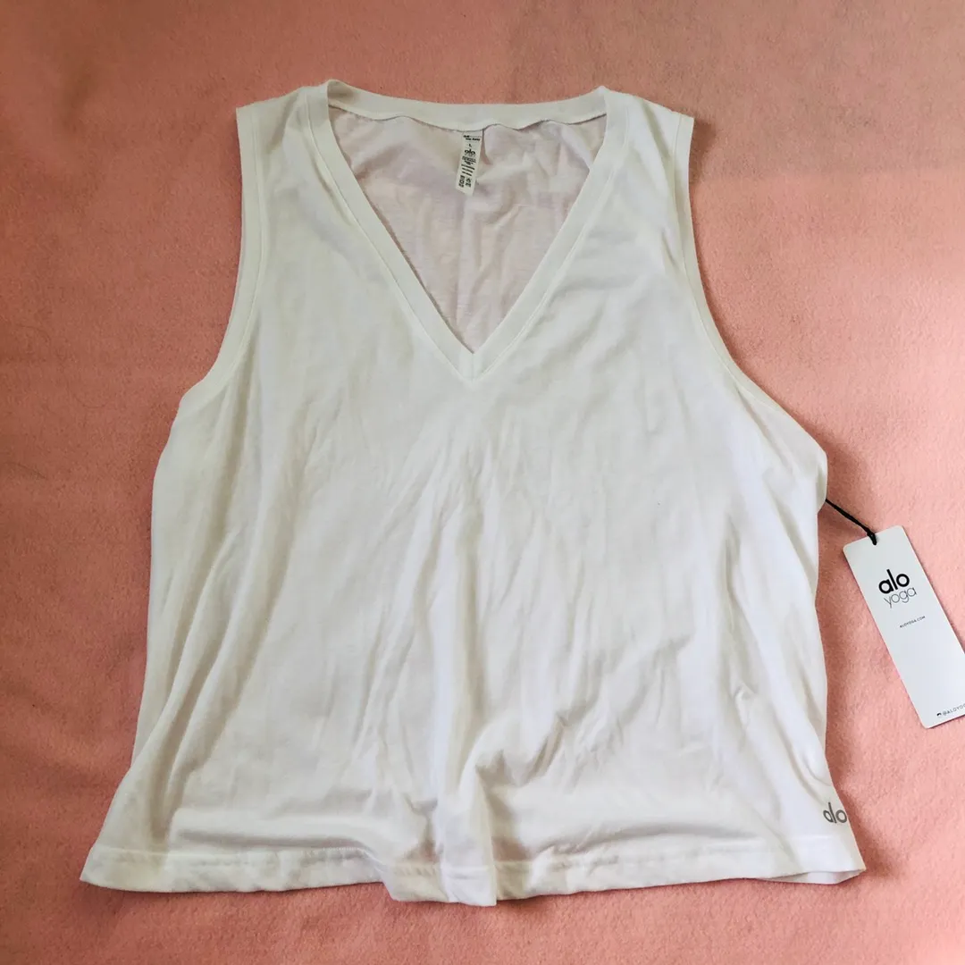 Alo Yoga Vibration Tank - Image 7