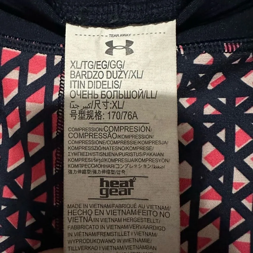 Under Armour yoga knee length pants , Navy/Coral - Image 3