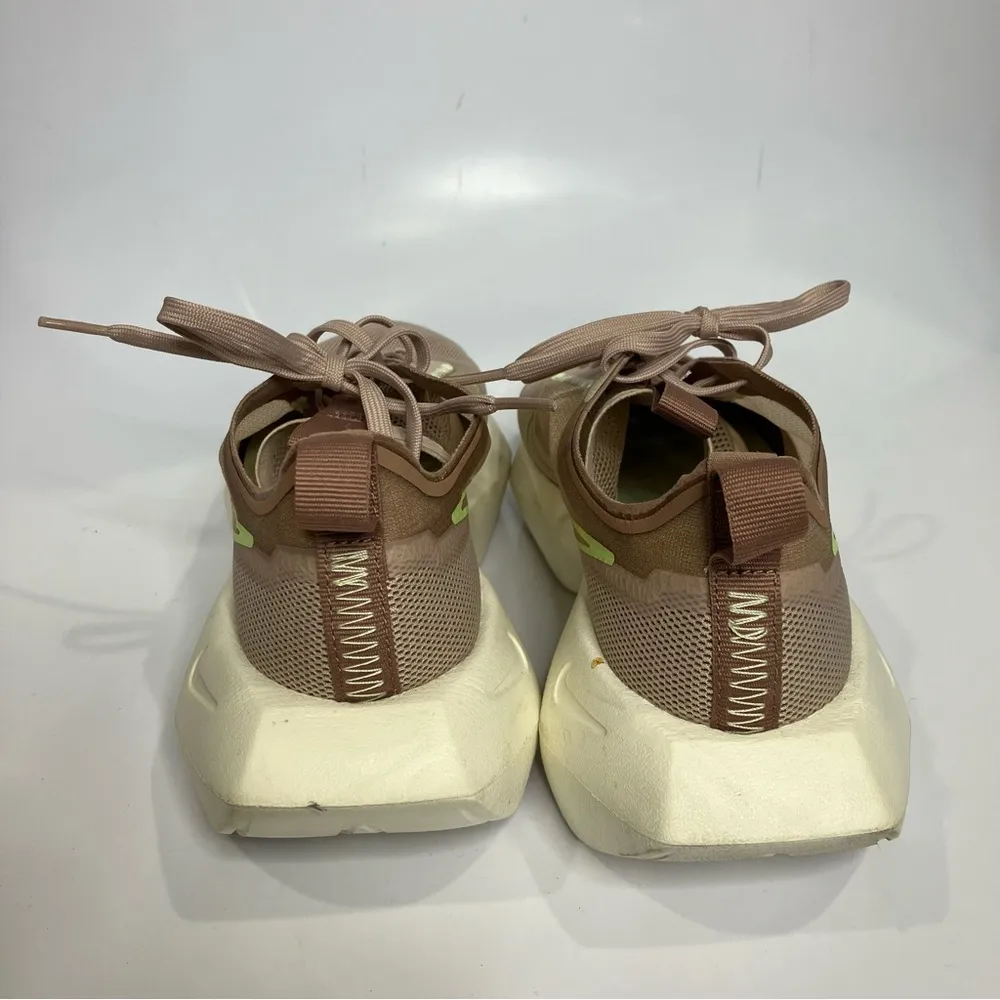 Nike Vista Lite in fossil stone size 8 - Image 6