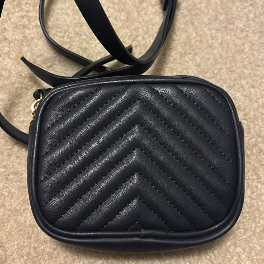 Lexi & Abbie chevron quilt belt bag Blue - Image 3