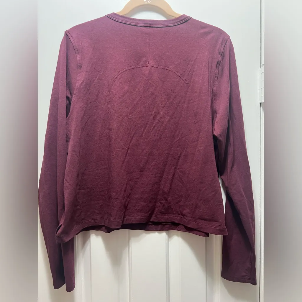 Lululemon Classic-Fit Cotton-Blend Long Sleeve in Garnet Size 12 - Image 3