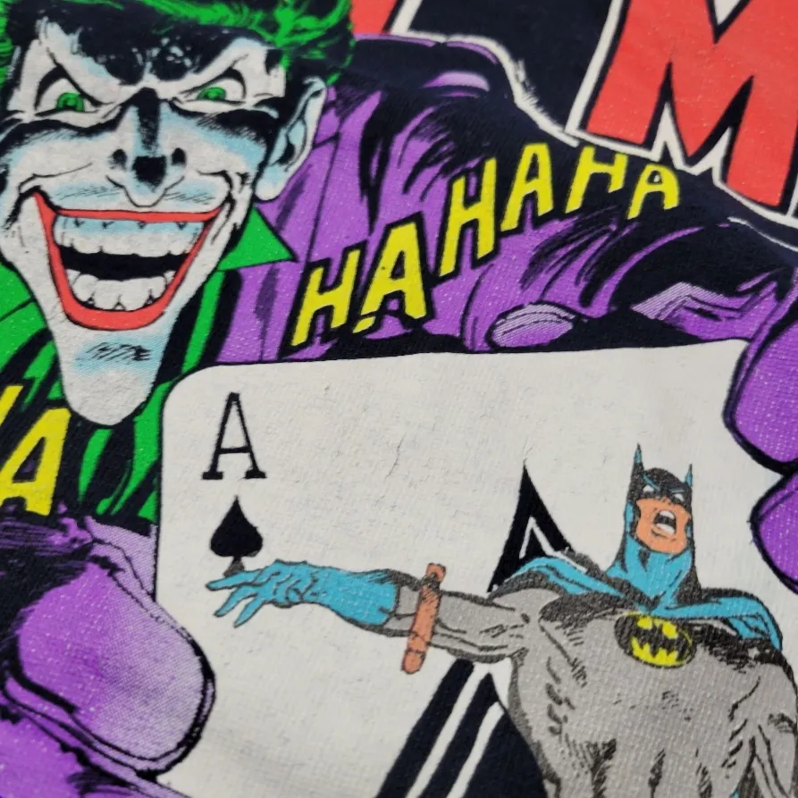 DC Comics Batman Shirt Size Small  T-Shirt Joker Gotham Graphic T-Shirt Unisex Tiny Flaw - Image 5