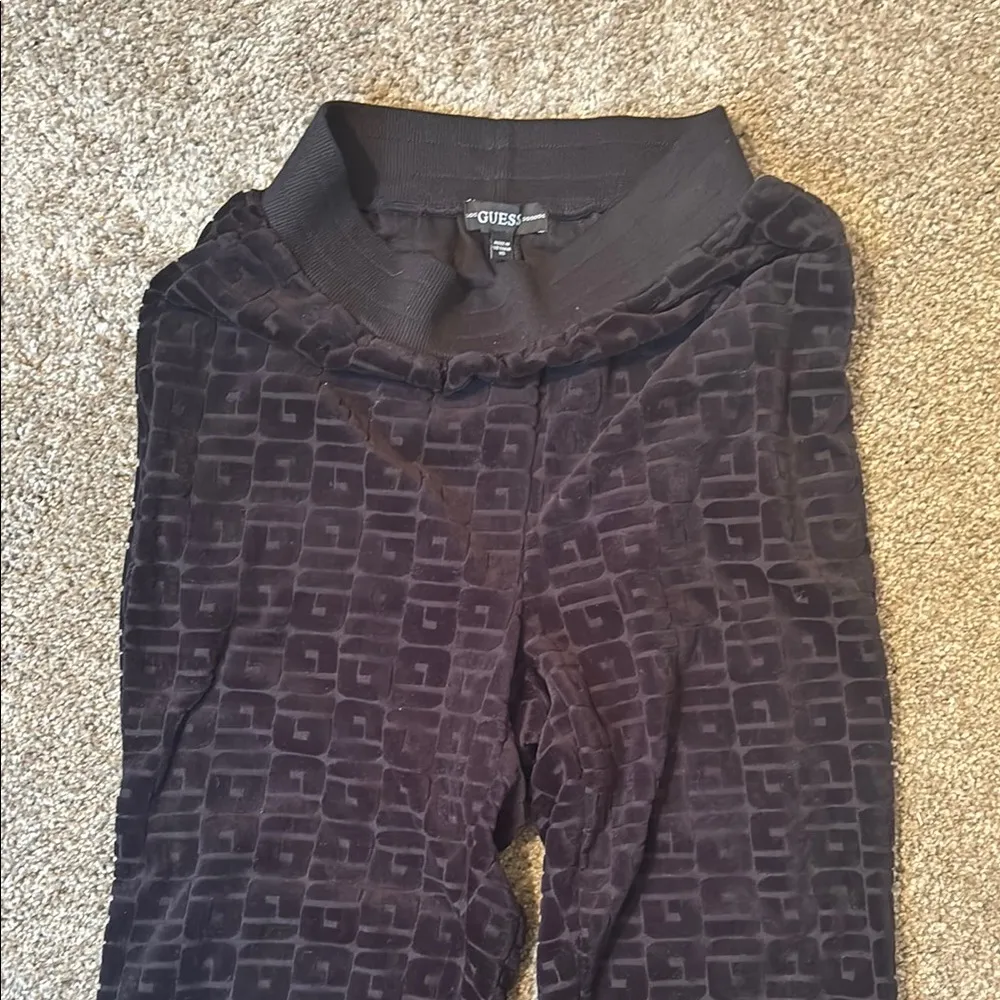 Guess  Black Jogger Sweatpants with Tapered Leg - Image 2