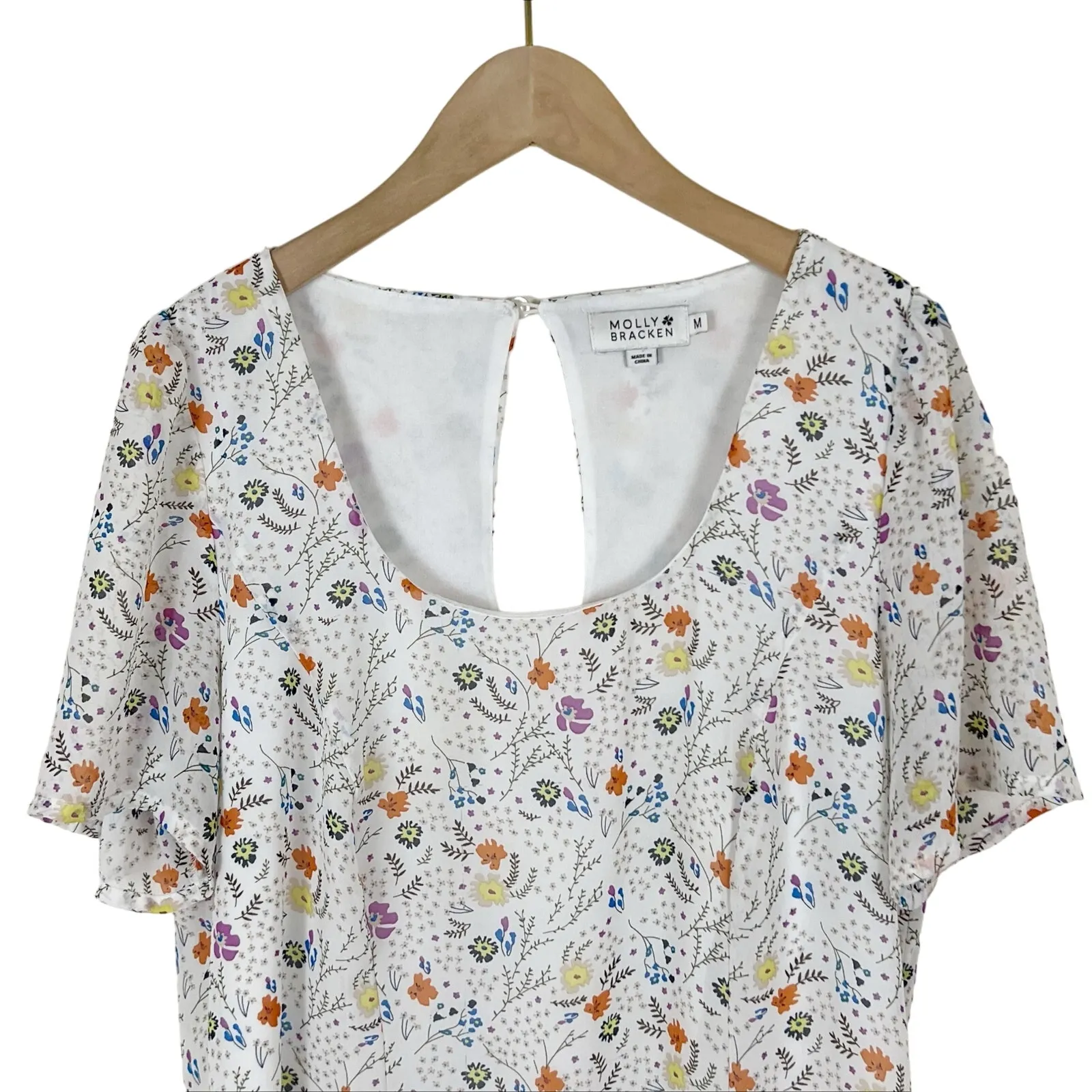 Molly Bracken White Floral Short Sleeve Scoop Neck Mini Dress Size Medium - Image 4