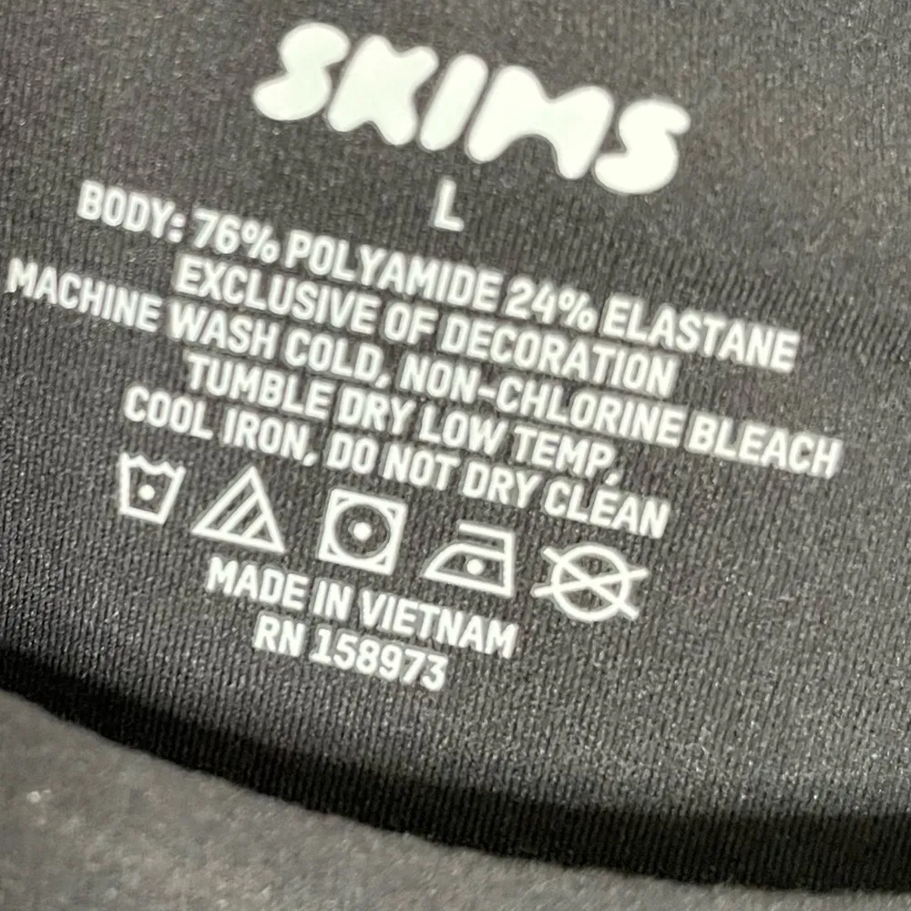 Skims Fits Everybody High Neck Bodysuit Onyx Women’s Sz L - Image 8