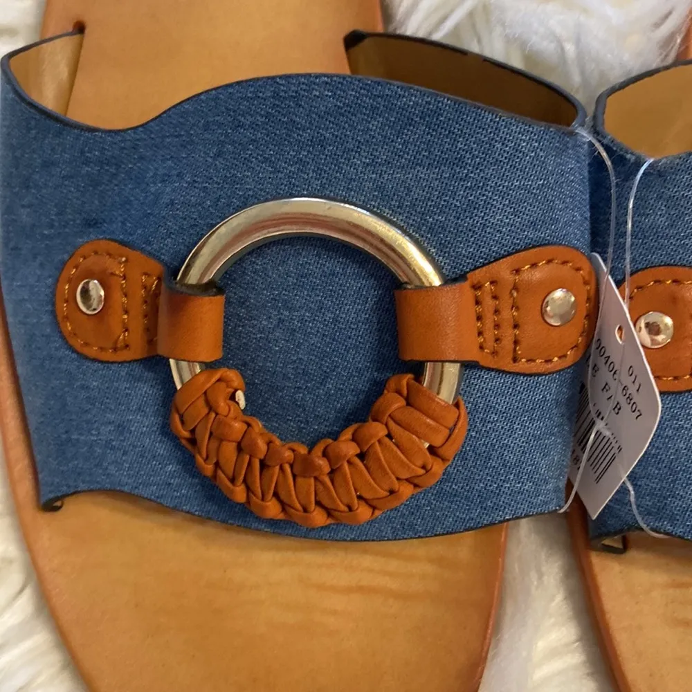 ROUGE Sandals size 10 brand new - Image 3