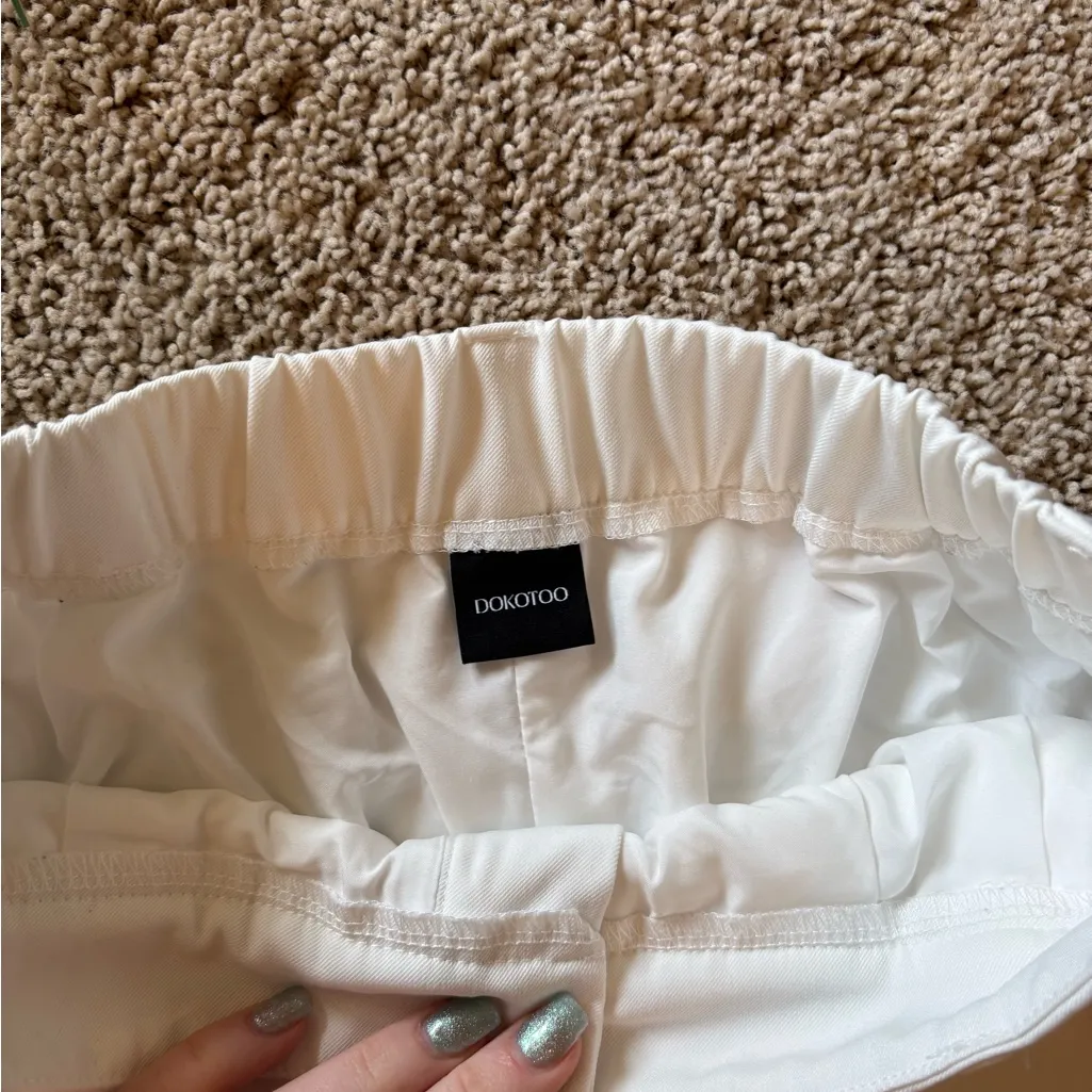 Elegant White Wide - Image 2