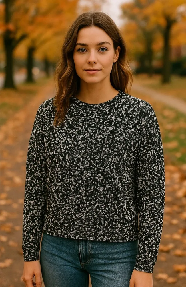 Pistola Nikki 100% Cotton Sweatshirt in White Noise Size Small Oversized - Image 1