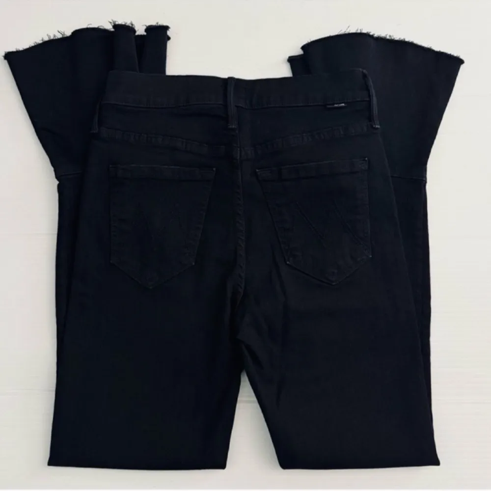 MOTHER The Cha Cha Fray Jeans In Not Guilty Size 25 Black - Image 6