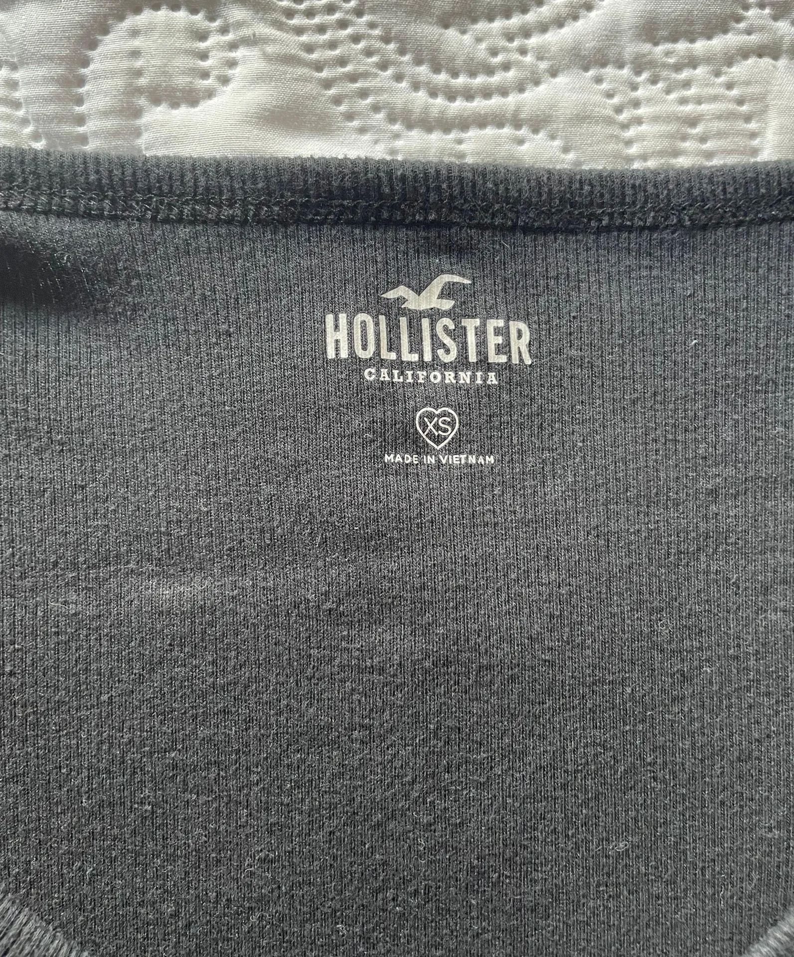 Black Crop Top - Image 3