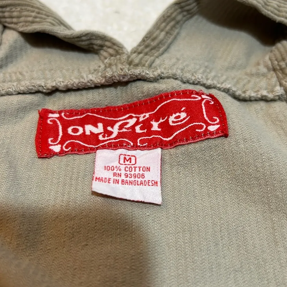 On Fire women’s corduroy overall size mediumm - Image 2