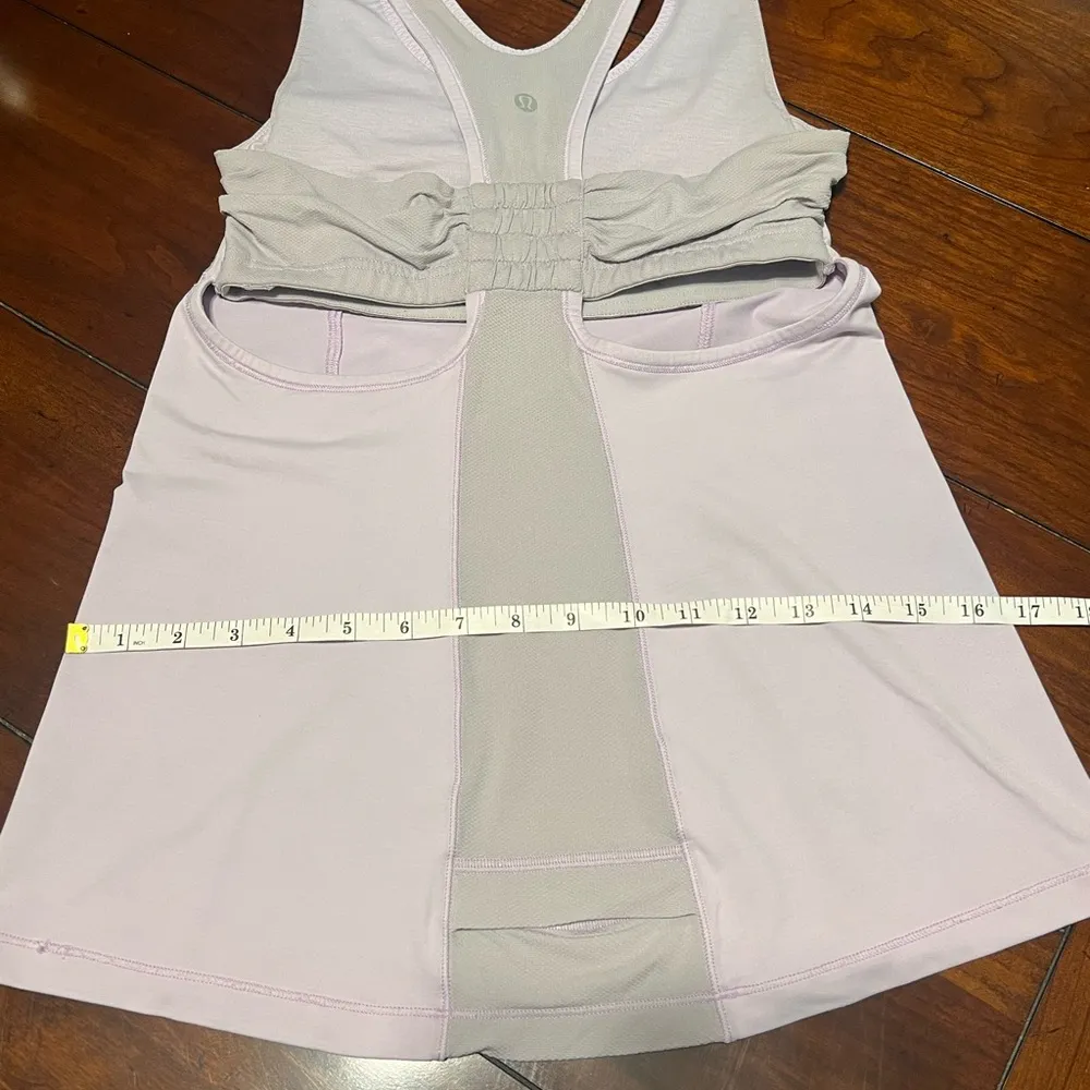 Lululemon Tank Top Size 6 Purple Gray Tone It Racerback Shelf Bra Yoga Running - Image 7