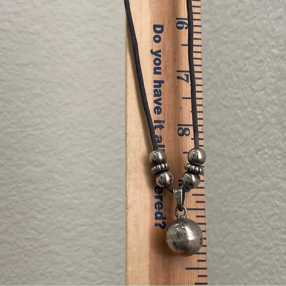 Vintage Mexican Sterling Silver Bell/Chime Ball Pendant Black Cord Necklace 13g - Image 9