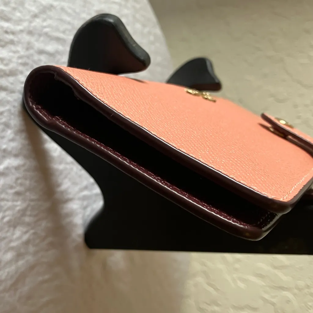 Coach: Coral Bifold Wallet - Image 6
