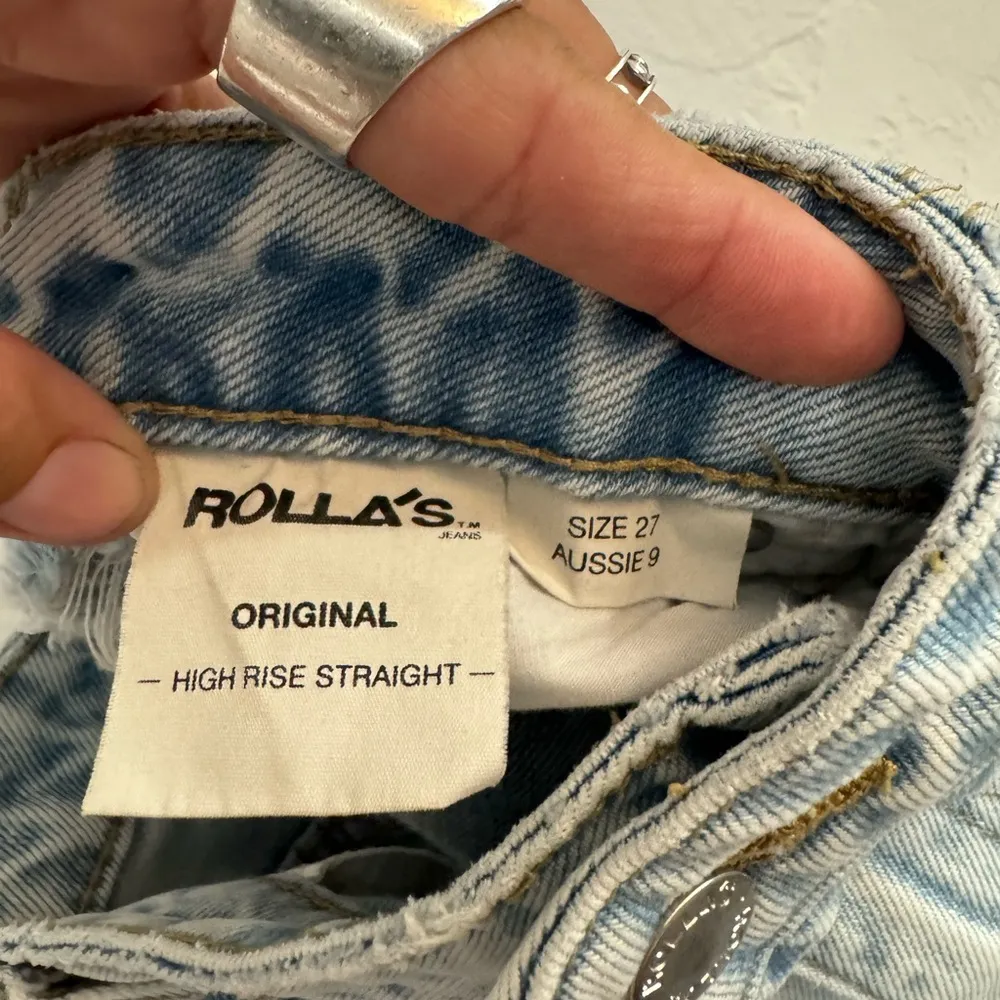 ROLLA’S JEANS ORIGINAL HIGH RISE STRAIGHT SZ 26 light blue denim wash - Image 3
