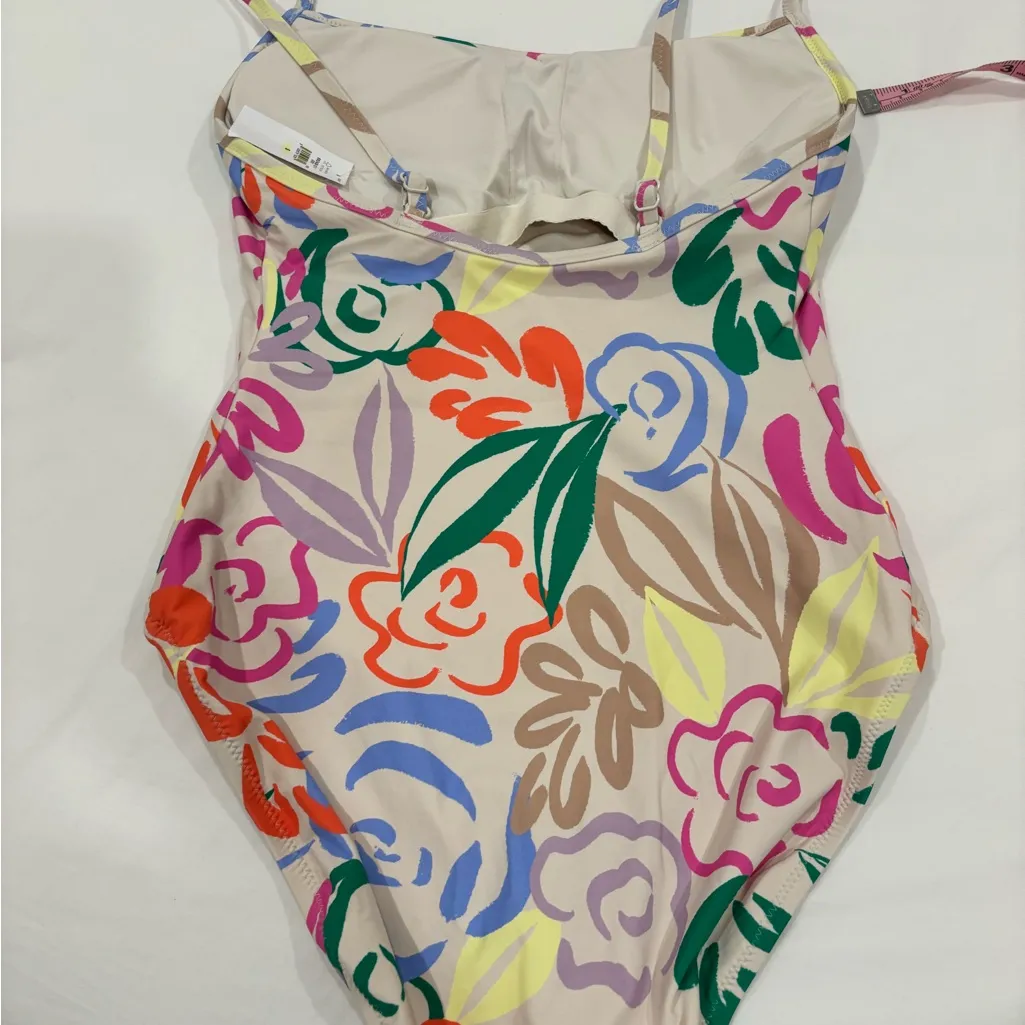 Gap Abstract Swimwear size Small NWT - Image 4