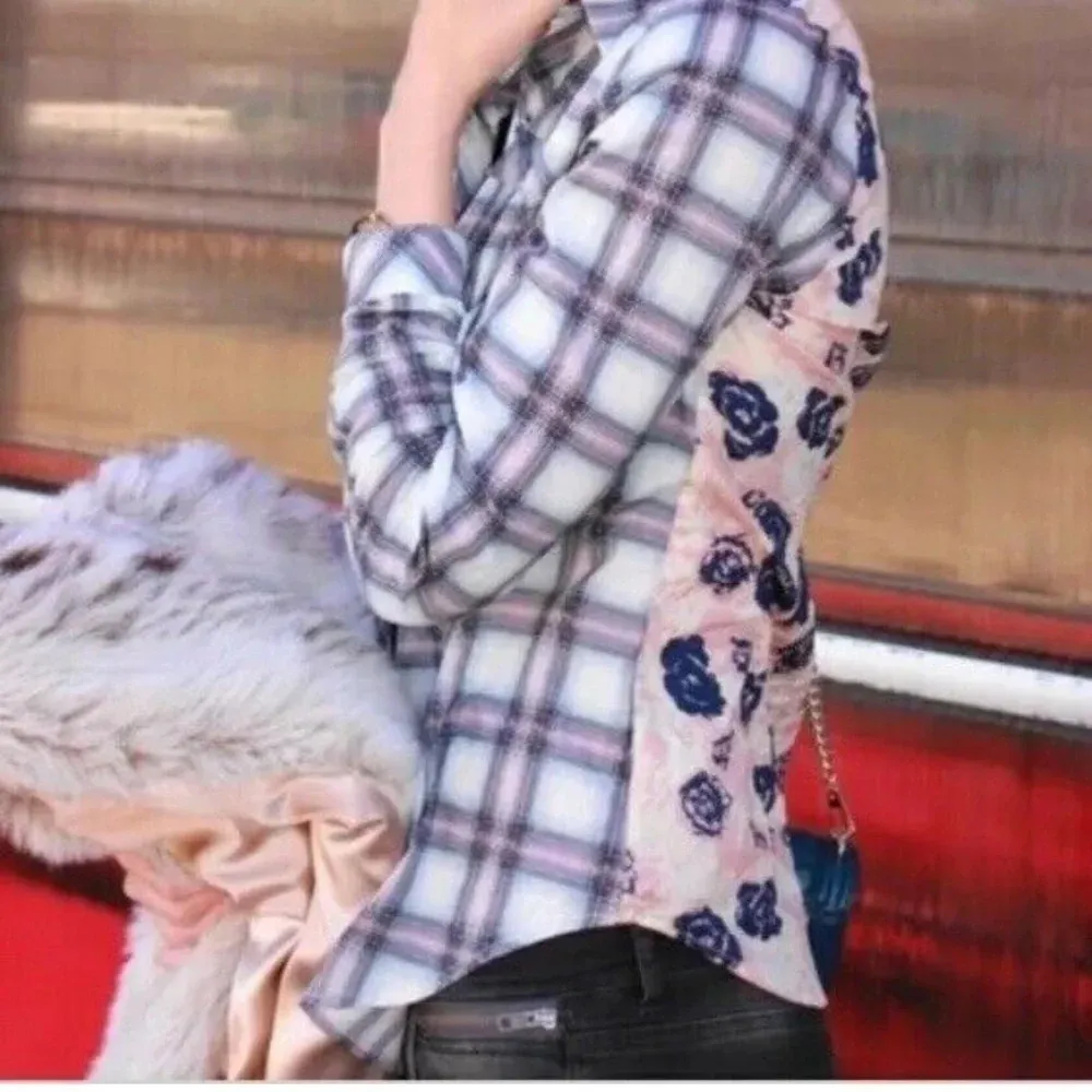 CAbi #233‎ Festival Button Down Shirt Mixed Plaid Floral Small Blue Pink Artsy - Image 2